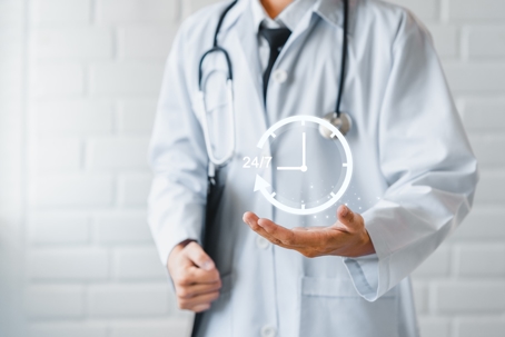 Doctor and 24-7 service for assistance patient accident or emergency